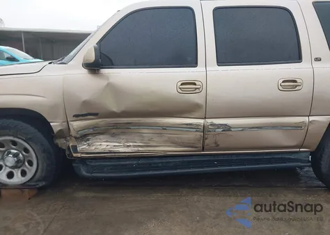 2000 Chevrolet Suburban 1500 Lt from USA, damaged, VIN 3GNEC16T7YG149749